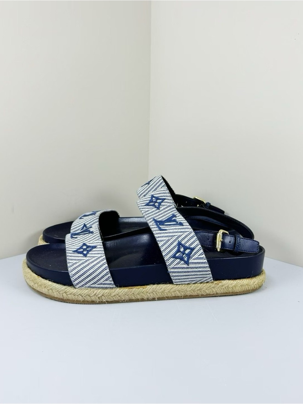 🚩steal Louis Vuitton Navy Blue and White Monogram Espadrille Sandals